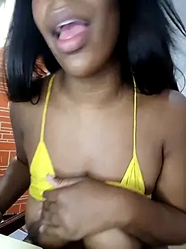 KloheCurvy online show from 9, 12, 2024