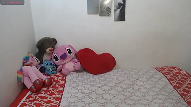 Snapshot of Pocahontas_Princess_ chatting on 8, 5, 2026 Pocahontas Princess online show from 8, 5, 2026