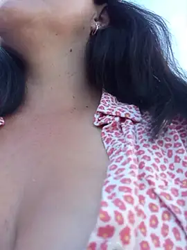 Snapshot of celeste-30_ chatting on 15, 10, 2025 celeste-30 online show from 15, 10, 2025