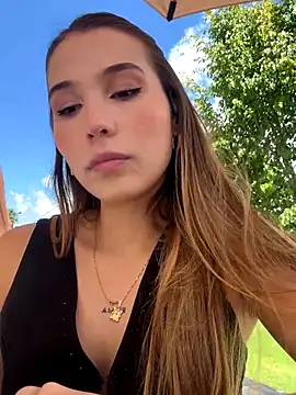 SophieRaily  online show from 22, 10, 2025