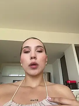 SophieRaily  online show from 29, 10, 2025