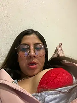 girl anni online show from 26, 1, 2025