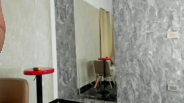 Snapshot of Violetrousse chatting on 8, 3, 2025 Violetrousse online show from 8, 3, 2025