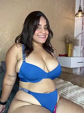 Snapshot of Violetrousse chatting on 11, 9, 2025 Violetrousse online show from 11, 9, 2025