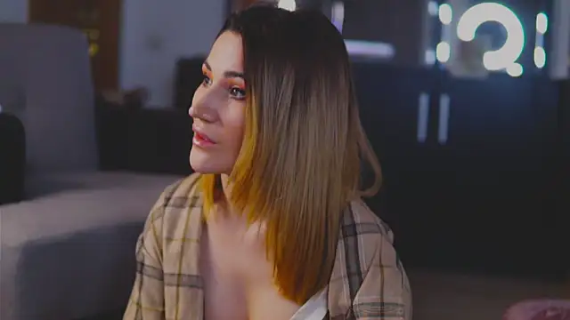 Snapshot of KimSkyex chatting on 11, 1, 2025 KimSkyex online show from 11, 1, 2025