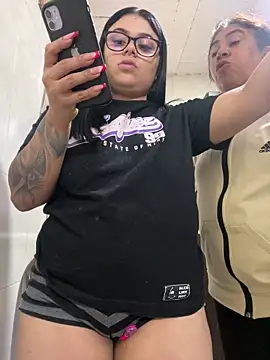 alissonfernandez  online show from 18, 9, 2025