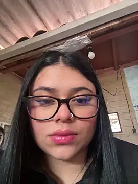 alissonfernandez  online show from 8, 10, 2025