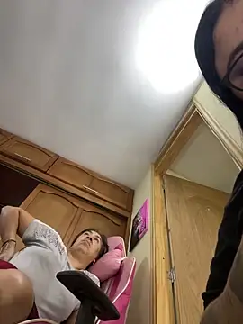 alissonfernandez  online show from 31, 10, 2025