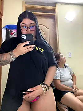 alissonfernandez  online show from 9, 1, 2026