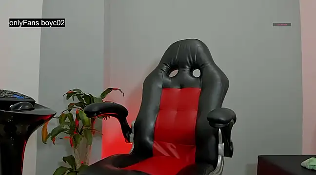 boyc022  online show from 24, 12, 2024