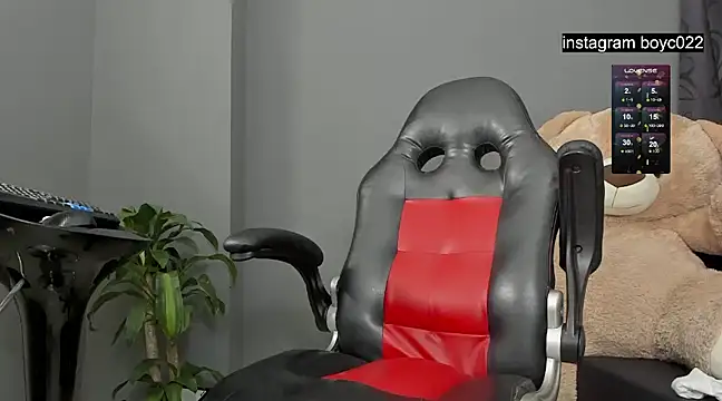 boyc022  online show from 3, 2, 2025