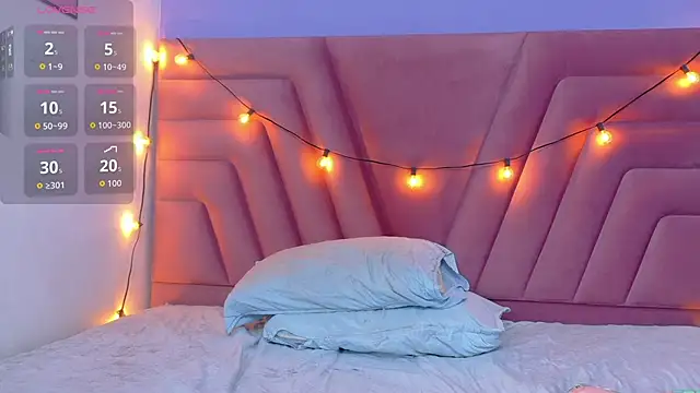 hornybarelylegalgirl online show from 30, 9, 2025