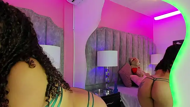 Snapshot of CoralHarmon chatting on 11, 1, 2025 CoralHarmon online show from 11, 1, 2025