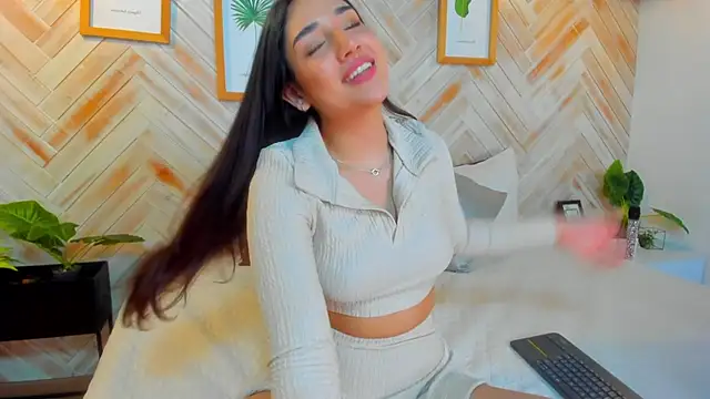 AniiRose online show from 18, 2, 2025