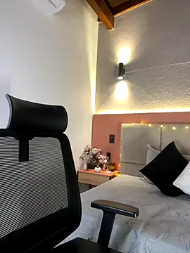 AniiRose online show from 3, 10, 2025