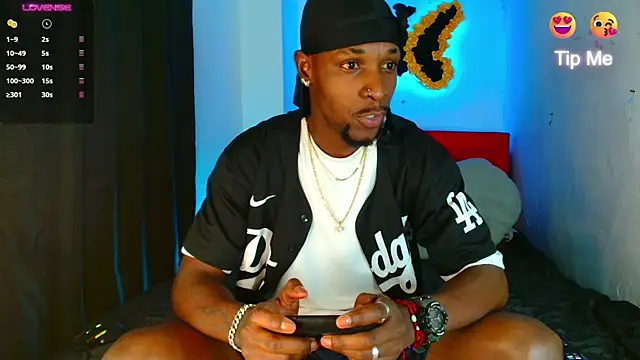 Aroonpapisex online show from 9, 4, 2026