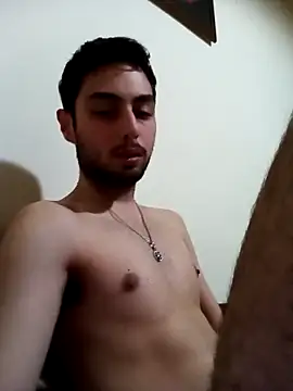 Snapshot of Raze_Elusive chatting on 4, 12, 2024 Raze Elusive online show from 4, 12, 2024