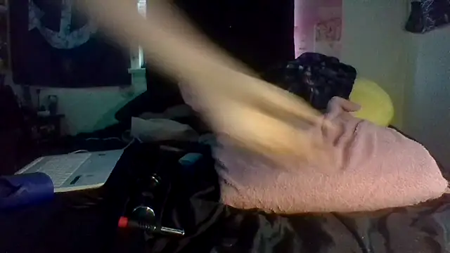 ATwinkie online show from 22, 2, 2025