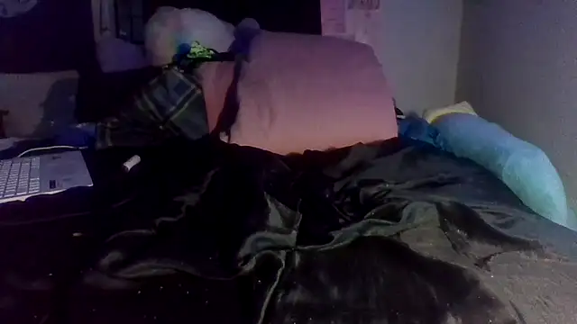 ATwinkie online show from 6, 3, 2025