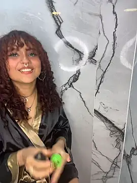 Theia moon online show from 18, 4, 2026