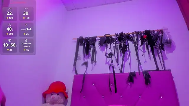 Snapshot of Venus_Blackk chatting on 26, 11, 2025 Venus Blackk online show from 26, 11, 2025