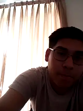 estudiante69 online show from 26, 11, 2025