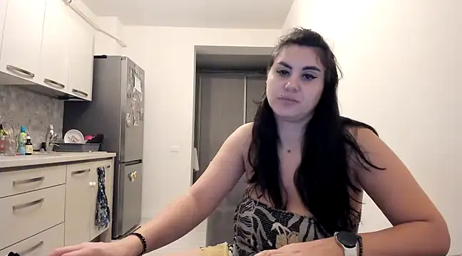 Snapshot of bbruneta37 chatting on 8, 1, 2025 bbruneta37 online show from 8, 1, 2025