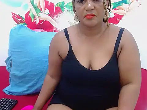 SexyEbony37X online show from 5, 12, 2025