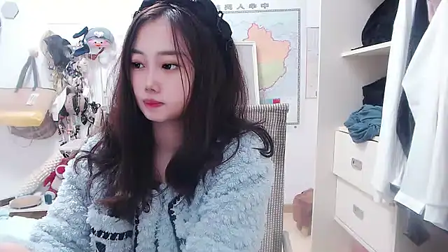 Cherie-xinxin01 online show from 4, 12, 2024