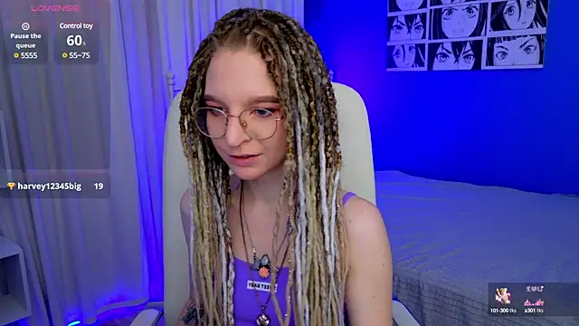 VioletShine online show from 6, 3, 2025