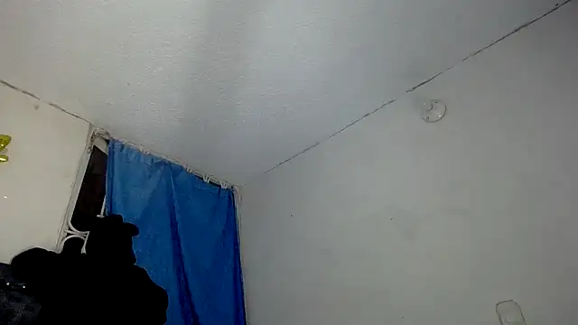Snapshot of Queenjenn__ chatting on 20, 12, 2024 Queenjenn   online show from 20, 12, 2024