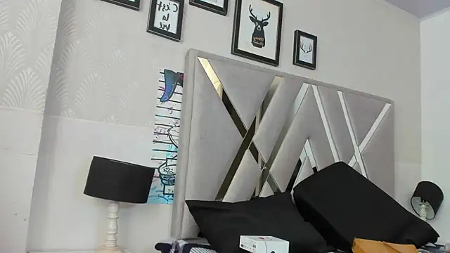 Snapshot of Queenjenn__ chatting on 25, 1, 2025 Queenjenn   online show from 25, 1, 2025
