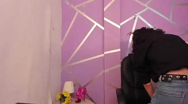 Snapshot of Queenjenn__ chatting on 16, 2, 2025 Queenjenn   online show from 16, 2, 2025