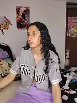 Snapshot of Queenjenn__ chatting on 29, 5, 2026 Queenjenn online show from 29, 5, 2026
