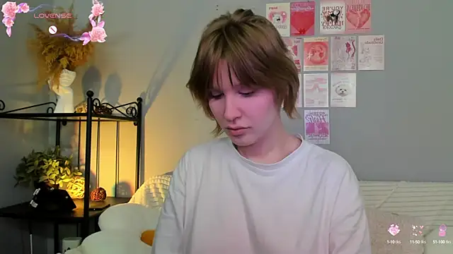 EvaStevs online show from 9, 3, 2025