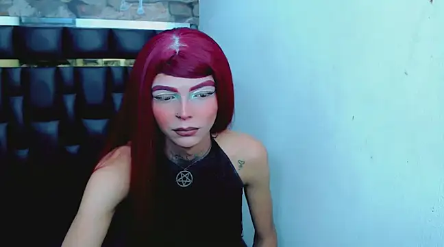 Snapshot of Luna_and_valery chatting on 20, 1, 2025 Luna and valery online show from 20, 1, 2025