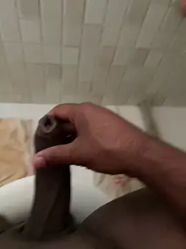 Snapshot of rodrigo21Cm_ chatting on 16, 2, 2025 rodrigo21Cm online show from 16, 2, 2025