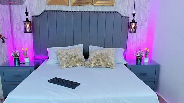 MeganCruzGB online show from 28, 2, 2025