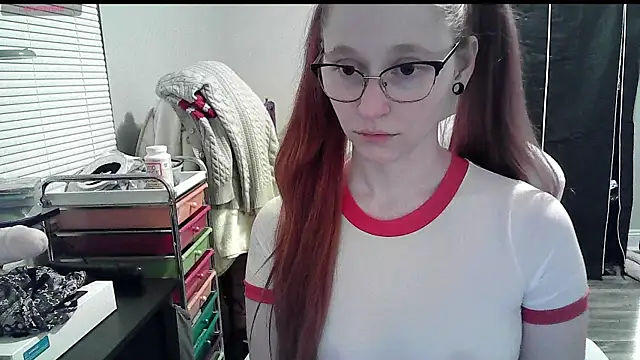 LilyFoxxx online show from 15, 1, 2025