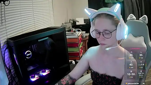 LilyFoxxx online show from 20, 7, 2026