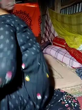 Snapshot of Super-Couple chatting on 9, 3, 2025 Super-Couple online show from 9, 3, 2025