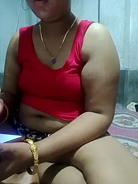 Snapshot of Super-Couple chatting on 4, 10, 2025 Super-Couple online show from 4, 10, 2025