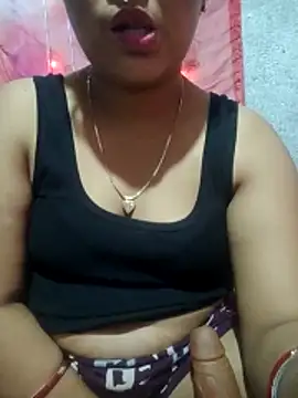 Snapshot of Super-Couple chatting on 12, 11, 2025 Super-Couple online show from 12, 11, 2025