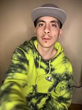 Cuminsideyou42 online show from 17, 2, 2025