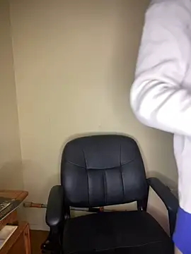 Cuminsideyou42 online show from 17, 2, 2025