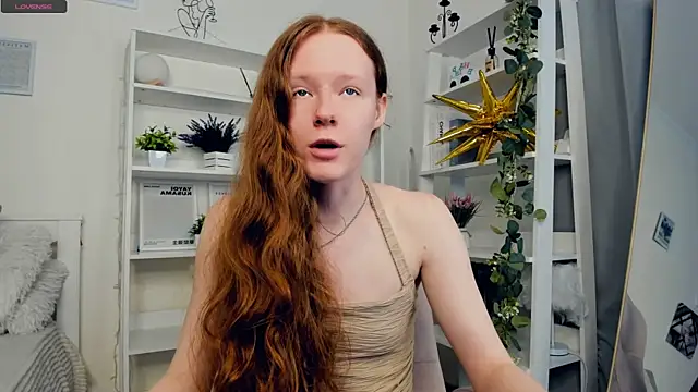 Snapshot of ZaraBluitt chatting on 4, 6, 2026 ZaraBluitt online show from 4, 6, 2026
