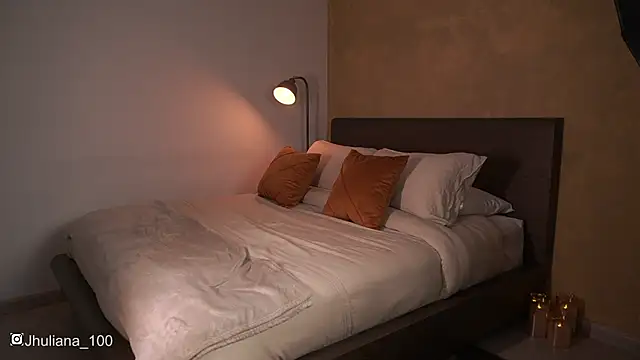 paulacora100 online show from 20, 1, 2025