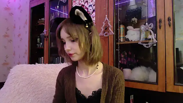 Snapshot of cloudgirrl chatting on 18, 1, 2025 cloudgirrl online show from 18, 1, 2025