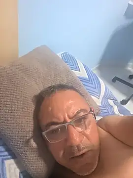 Snapshot of abdelhak33 chatting on 12, 3, 2026 abdelhak33 online show from 12, 3, 2026