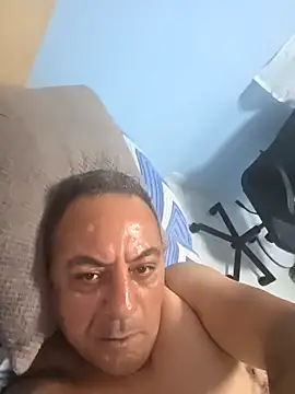 Snapshot of abdelhak33 chatting on 20, 3, 2026 abdelhak33 online show from 20, 3, 2026